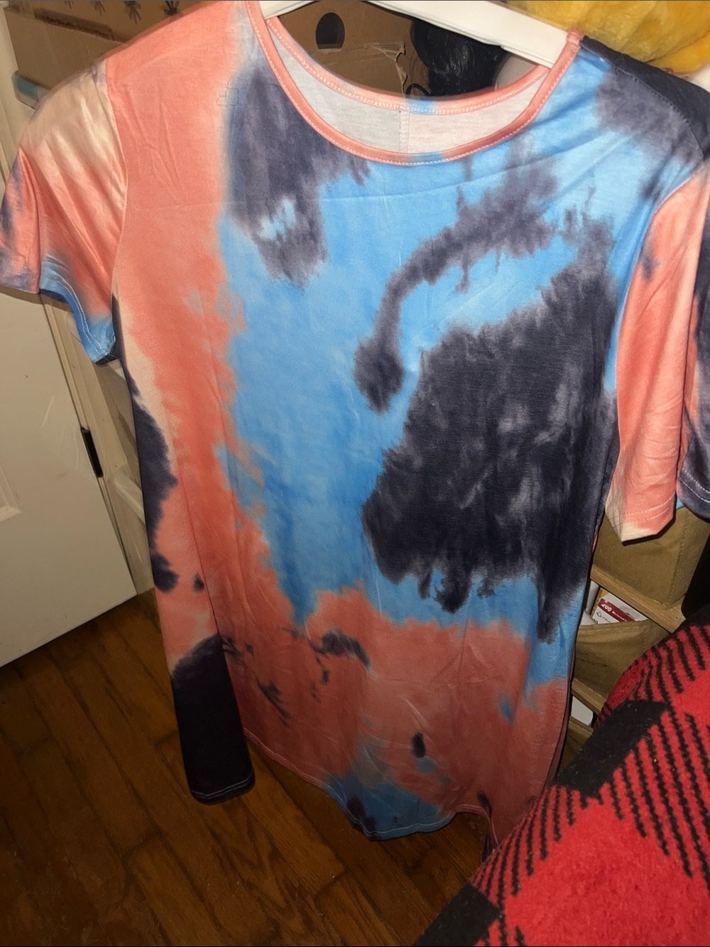 Tie-Dye Short Sleeve Women's Top in Coral, Blue & Black
